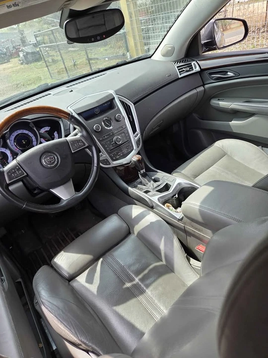 2010 Cadillac XT4 - Image 3 of 5