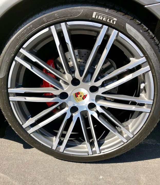 2010 Porsche 997 Carrera 4S - Image 7 of 14