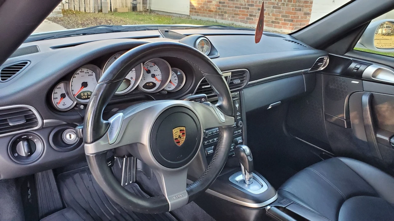 2010 Porsche 997 Carrera S - Image 6 of 8