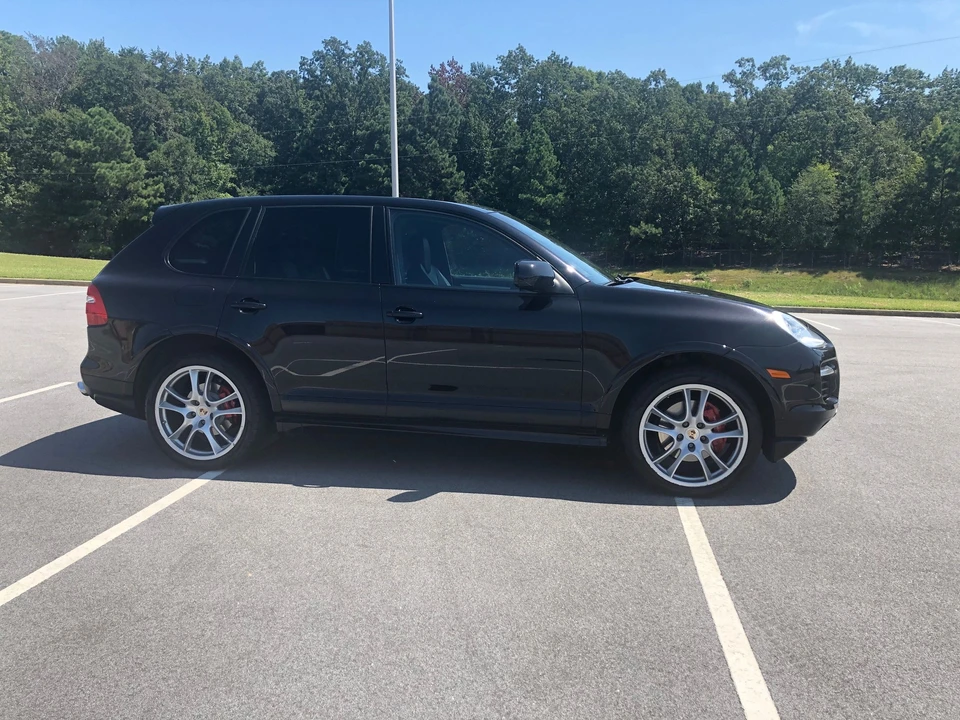 2010 Porsche 955/957 Cayenne GTS - Image 12 of 13