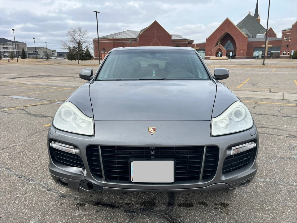 2010 Porsche 955/957 Cayenne GTS - Image 9 of 20