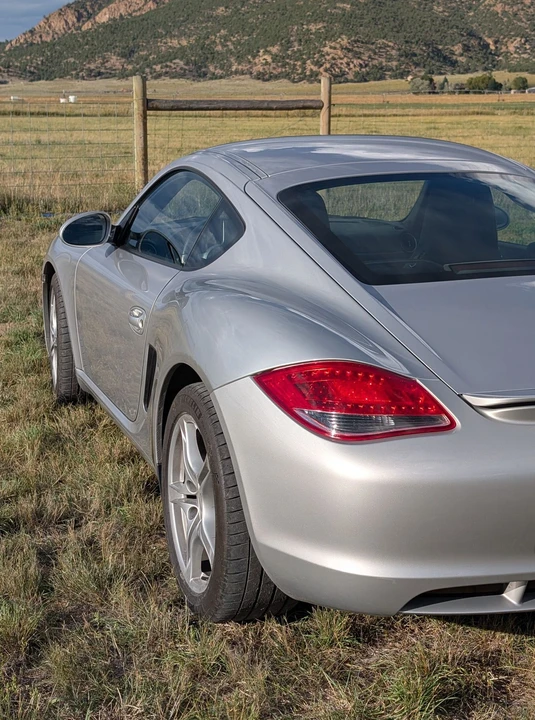 2010 Porsche 987 Cayman - Image 9 of 19