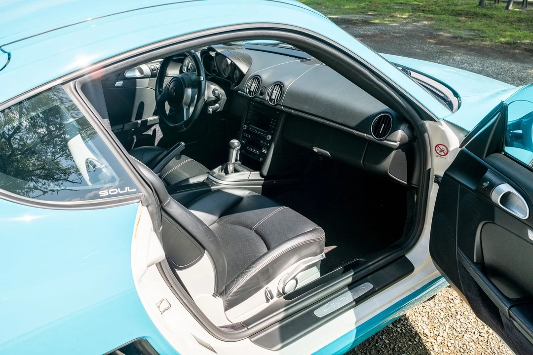 2010 Porsche 987 Cayman S - Image 15 of 18