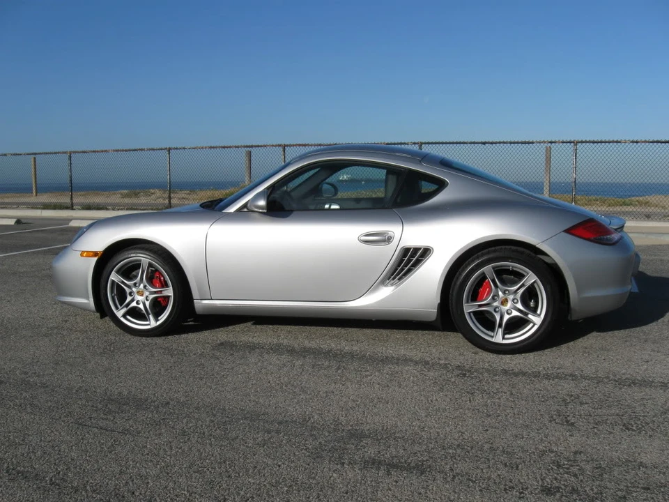 2010 Porsche 987 Cayman S - Image 4 of 5