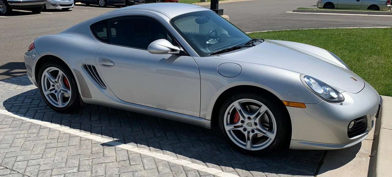 2010 Porsche 987 Cayman S - Image 2 of 8
