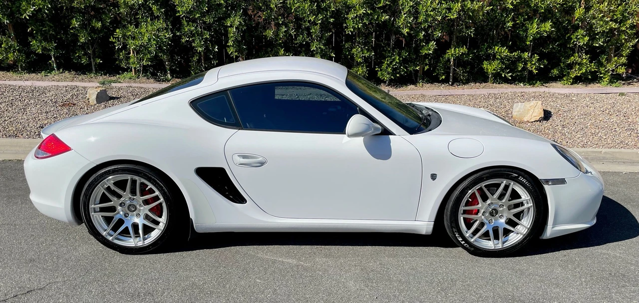 2010 Porsche 987 Cayman S - Image 2 of 31