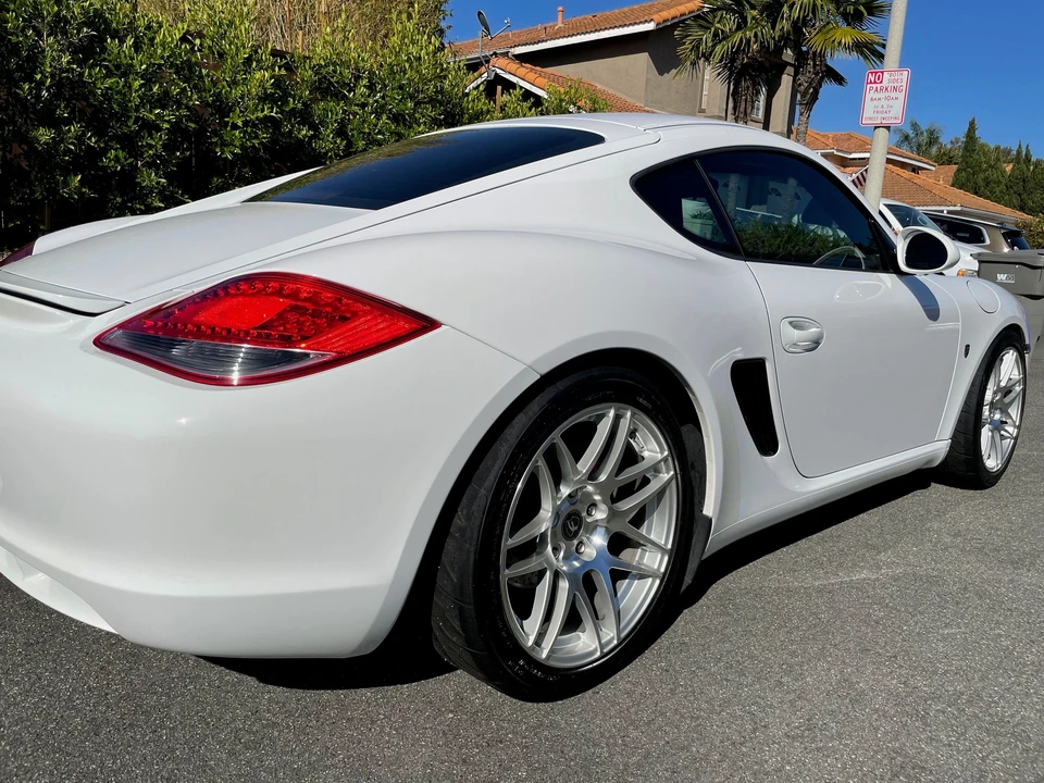2010 Porsche 987 Cayman S - Image 5 of 31