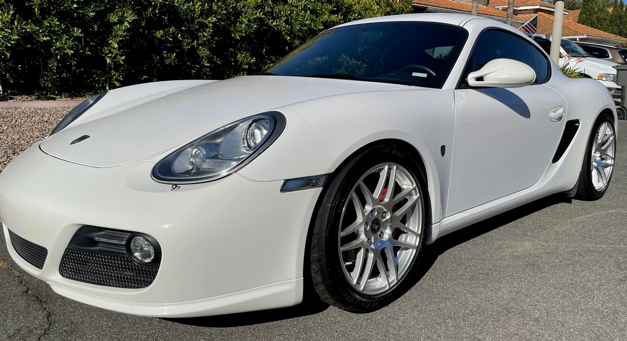 2010 Porsche 987 Cayman S - Image 11 of 31