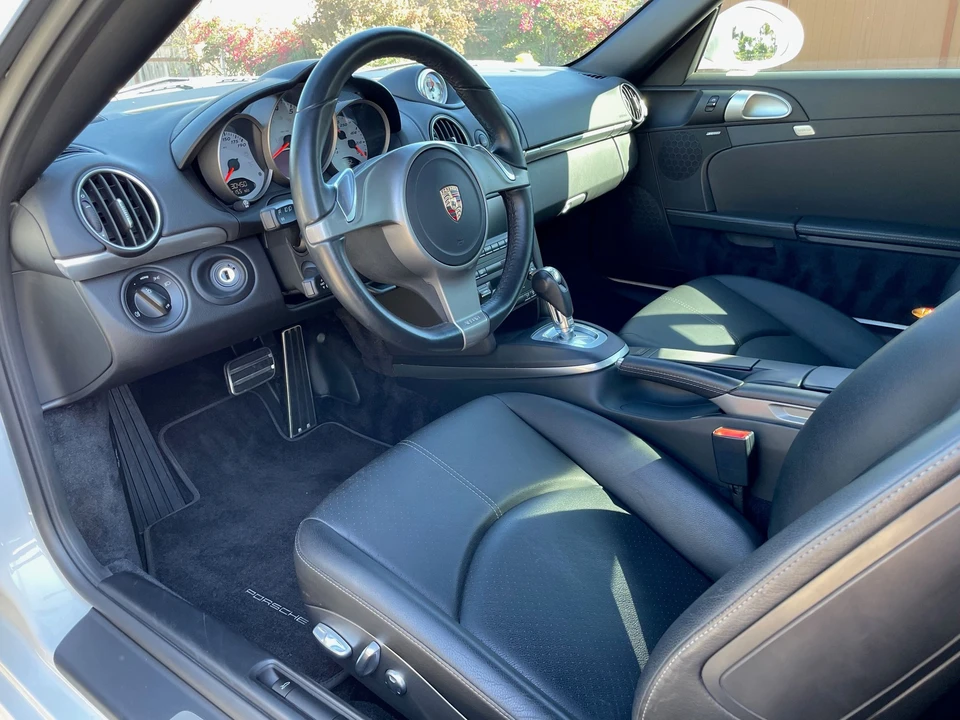 2010 Porsche 987 Cayman S - Image 25 of 31