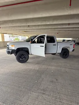 2010 Chevrolet Silverado 1500 Extended Cab Short Bed