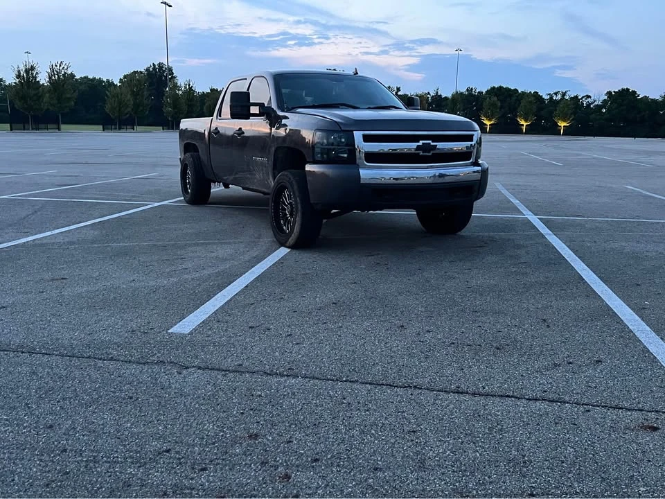 2010 Chevrolet Silverado 2nd Gen - Image 5 of 9