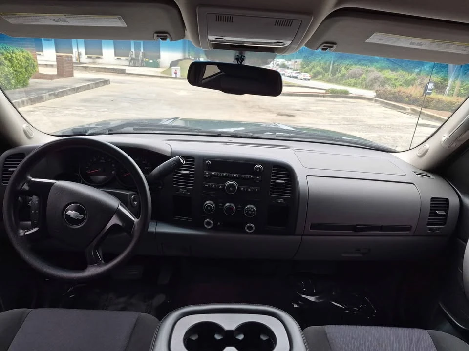 2010 Chevrolet Silverado 2nd Gen - Image 3 of 10