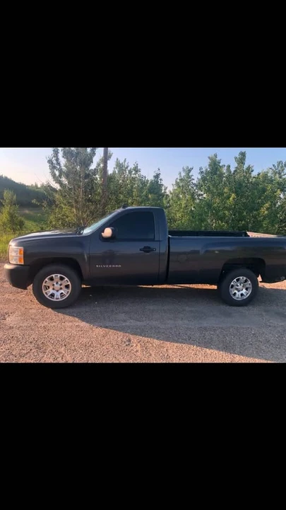 2010 Chevrolet Silverado 2nd Gen - Image 3 of 9