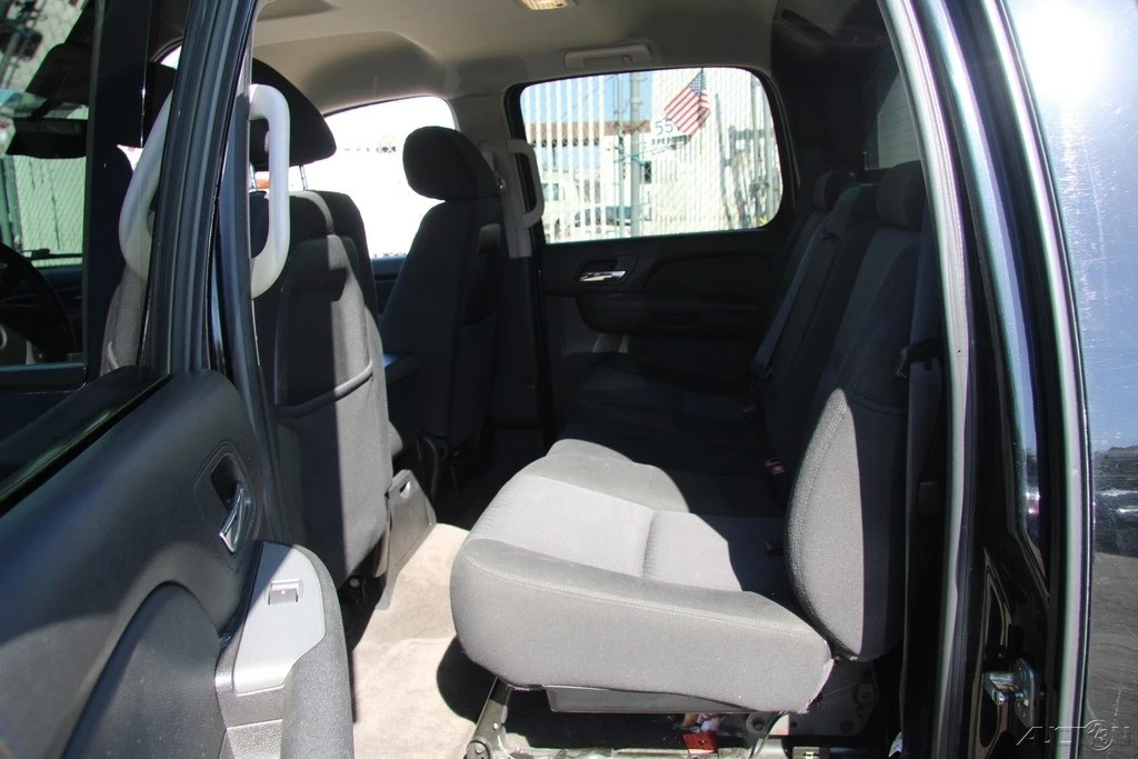 2010 Chevrolet Avalanche - Image 21 of 21