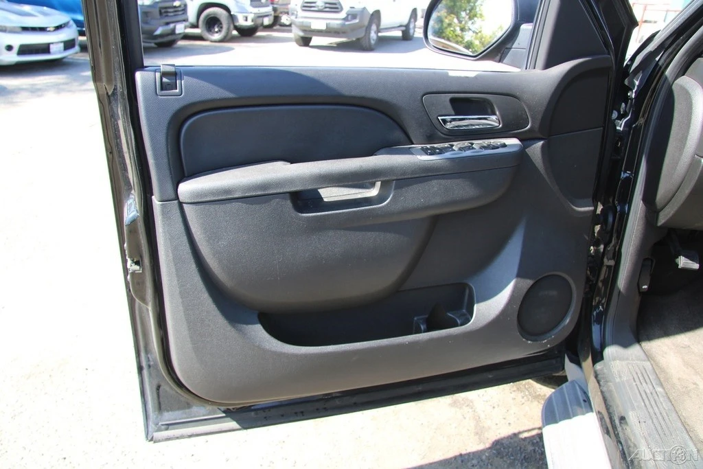 2010 Chevrolet Avalanche - Image 14 of 21