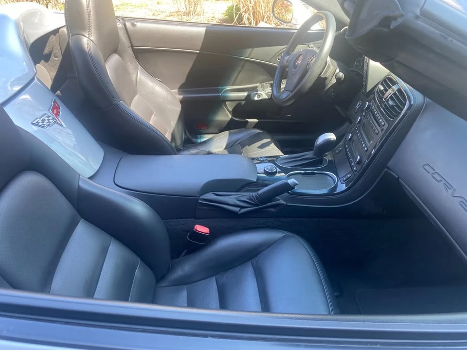 2010 Chevrolet Corvette C6 - Image 18 of 20