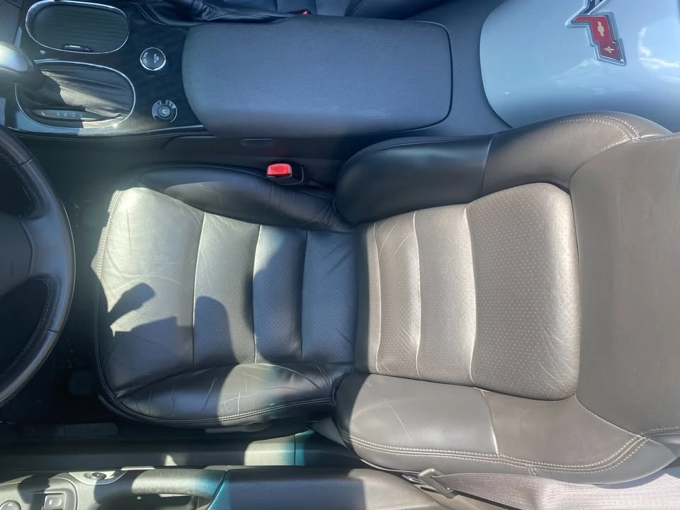 2010 Chevrolet Corvette C6 - Image 12 of 20