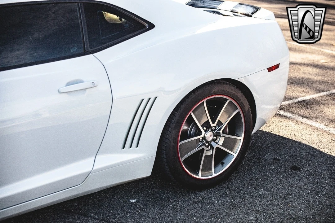 2010 Chevrolet Camaro 5th Gen - Image 14 of 21