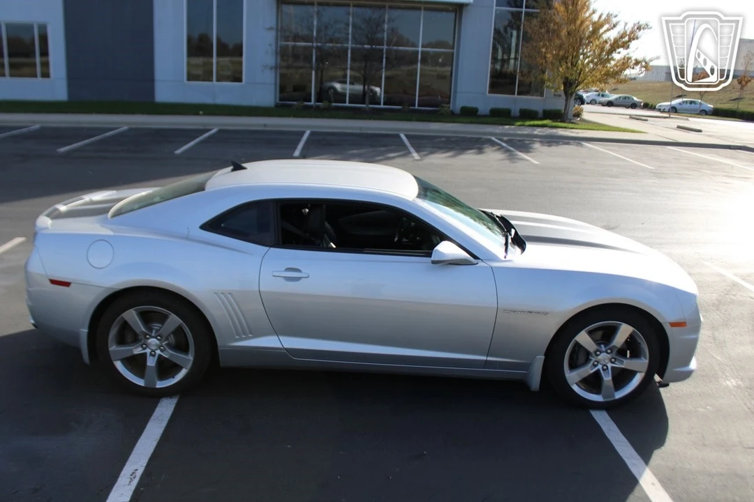 2010 Chevrolet Camaro 5th Gen - Image 16 of 21