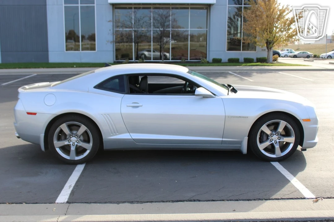 2010 Chevrolet Camaro 5th Gen - Image 7 of 12