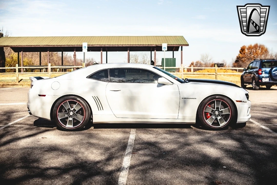 2010 Chevrolet Camaro 5th Gen - Image 9 of 21