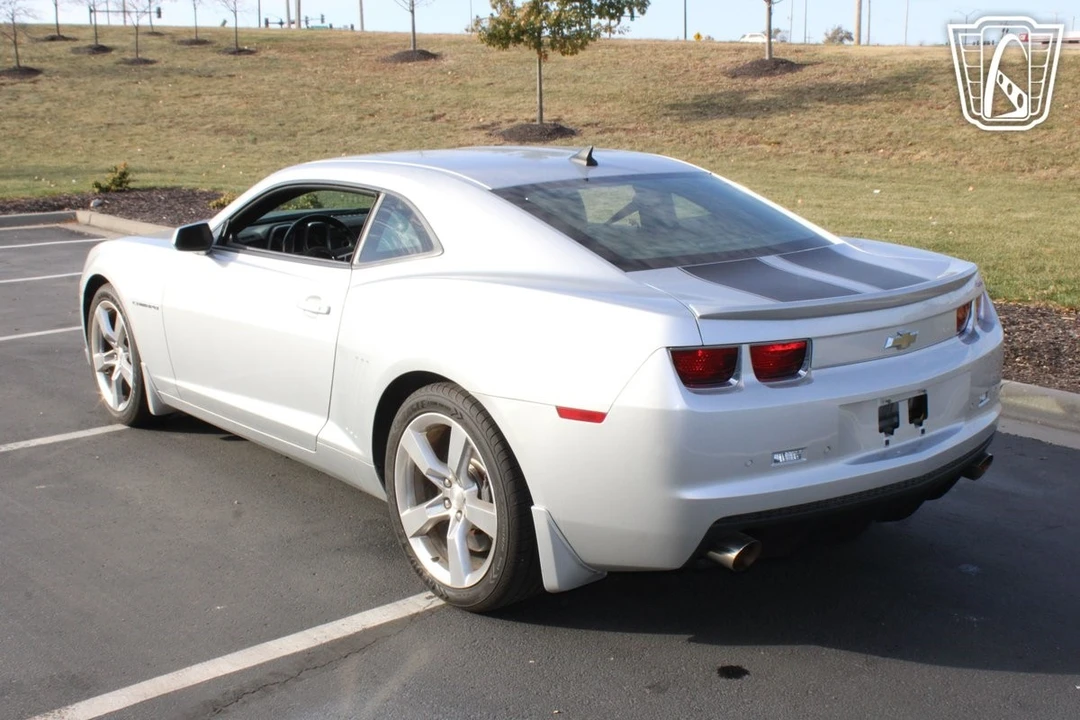 2010 Chevrolet Camaro 5th Gen - Image 4 of 12