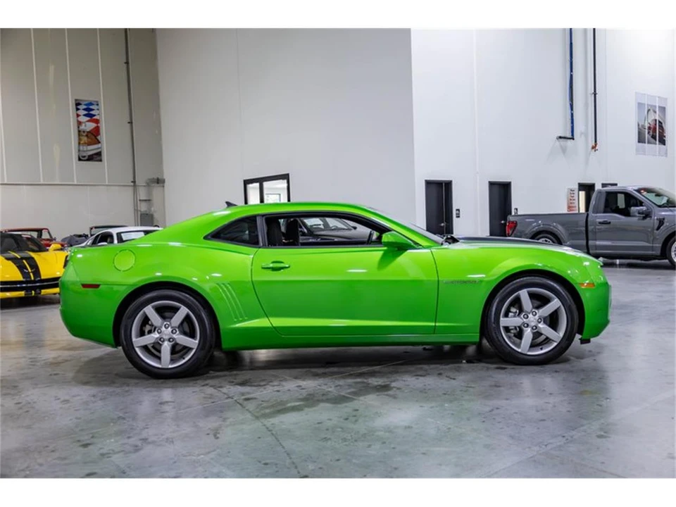 2010 Chevrolet Camaro 5th Gen - Image 8 of 31