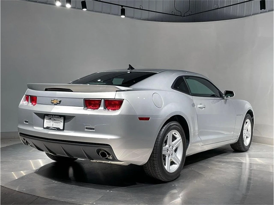 2010 Chevrolet Camaro 5th Gen - Image 7 of 31