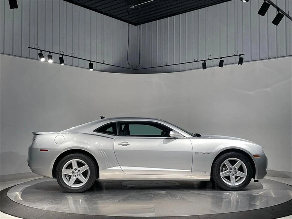 2010 Chevrolet Camaro 5th Gen - Image 5 of 31