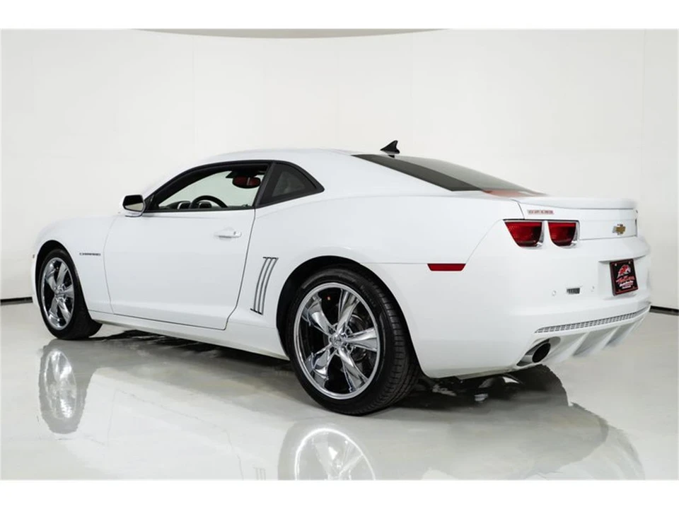 2010 Chevrolet Camaro 5th Gen - Image 9 of 31