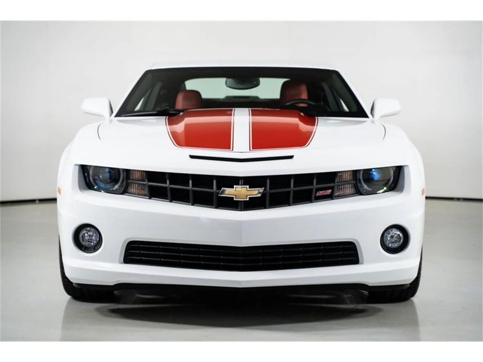 2010 Chevrolet Camaro 5th Gen - Image 2 of 31