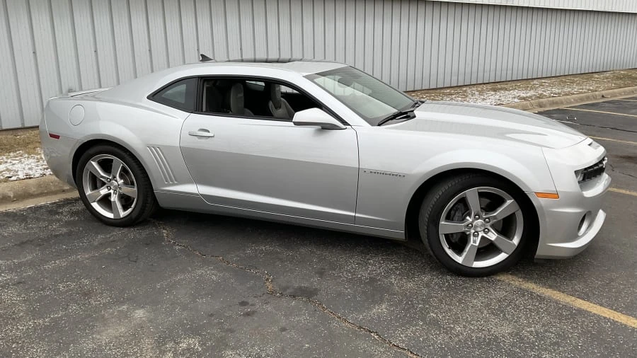 2010 Chevrolet Camaro 5th Gen - Image 2 of 15