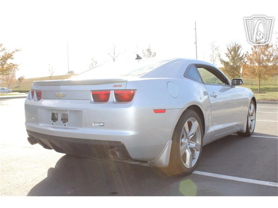 2010 Chevrolet Camaro 5th Gen - Image 21 of 31