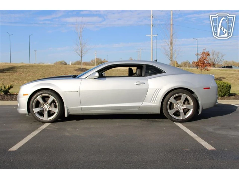 2010 Chevrolet Camaro 5th Gen - Image 18 of 31