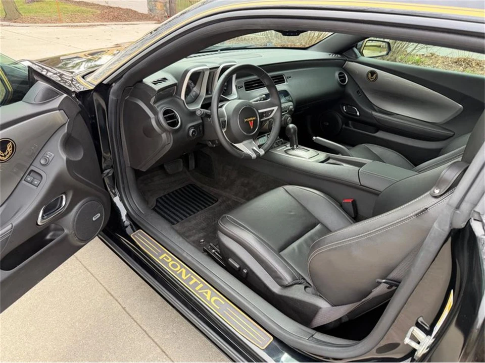 2010 Chevrolet Camaro 5th Gen - Image 15 of 31