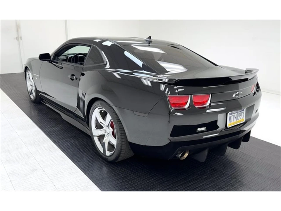 2010 Chevrolet Camaro 5th Gen - Image 3 of 31