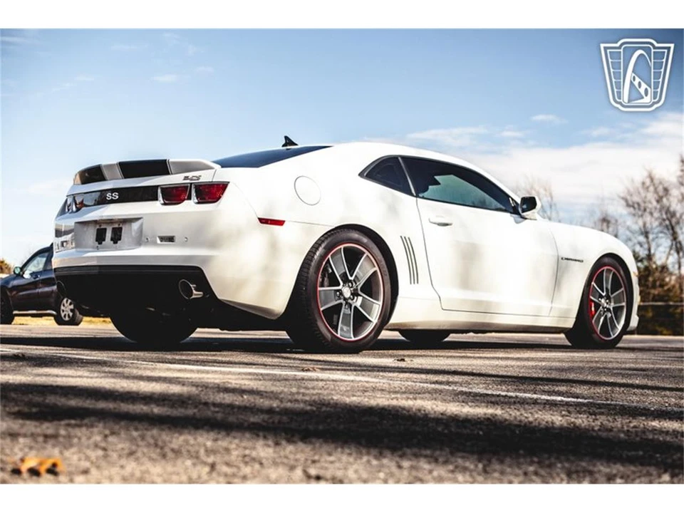 2010 Chevrolet Camaro 5th Gen - Image 17 of 31