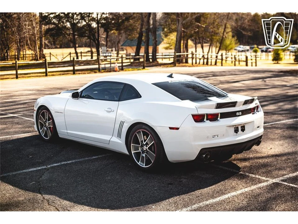 2010 Chevrolet Camaro 5th Gen - Image 9 of 31