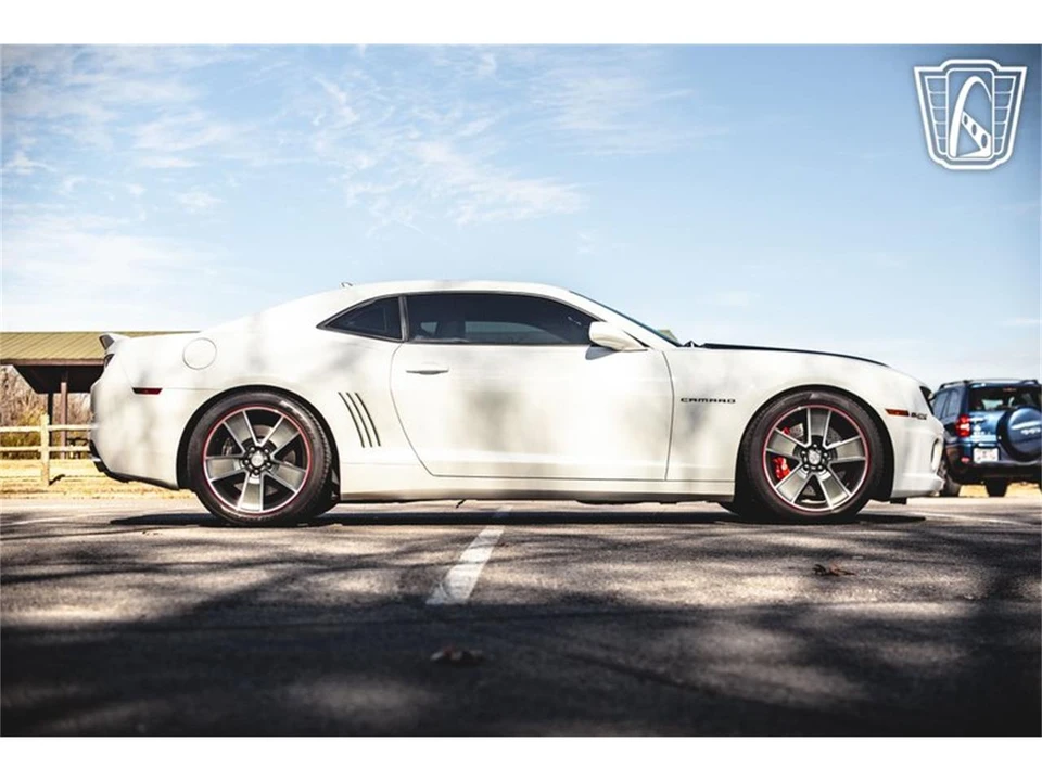2010 Chevrolet Camaro 5th Gen - Image 20 of 31