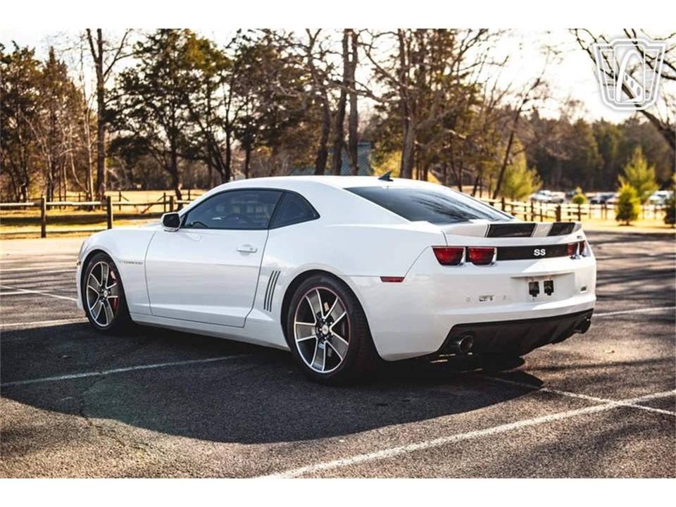 2010 Chevrolet Camaro 5th Gen - Image 10 of 31