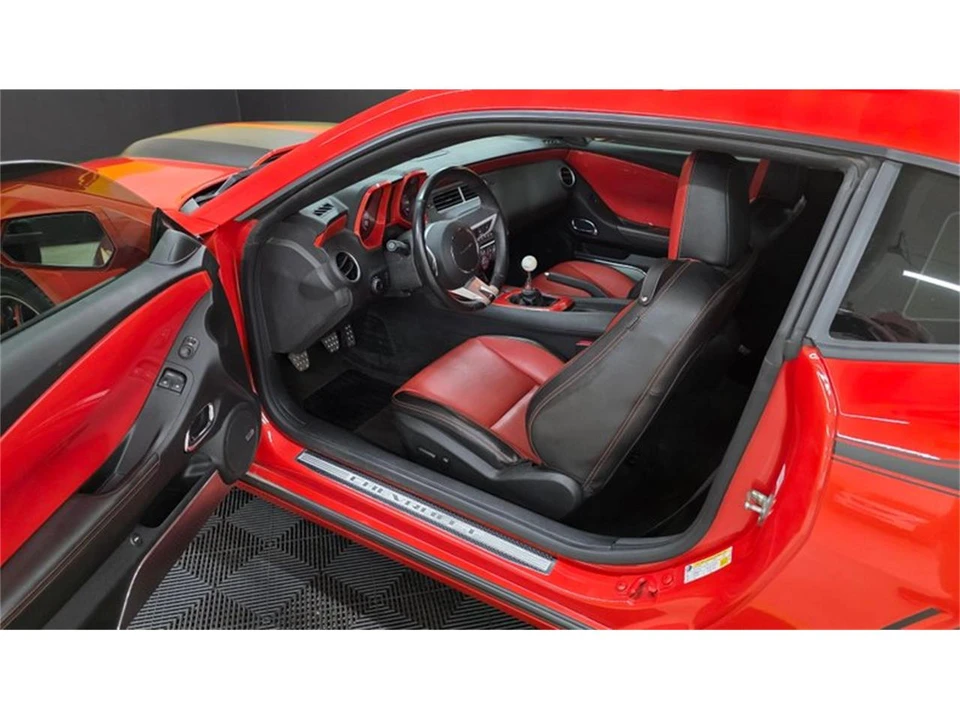 2010 Chevrolet Camaro 5th Gen - Image 8 of 31