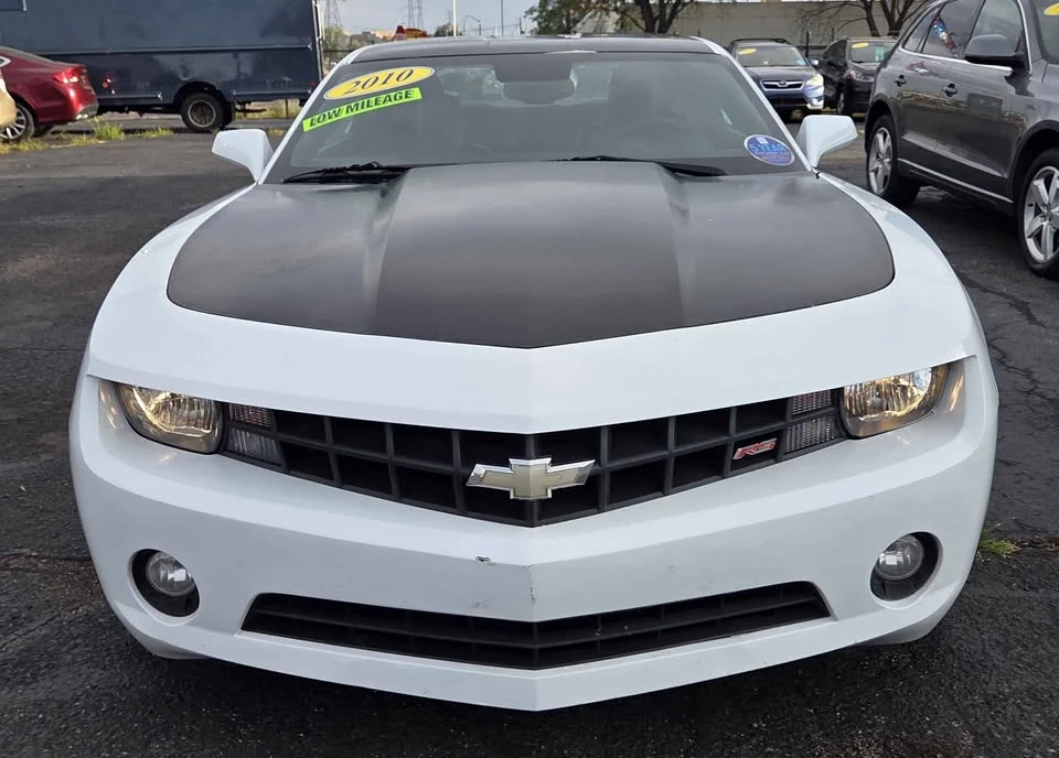 2010 Chevrolet Camaro 5th Gen - Image 2 of 17