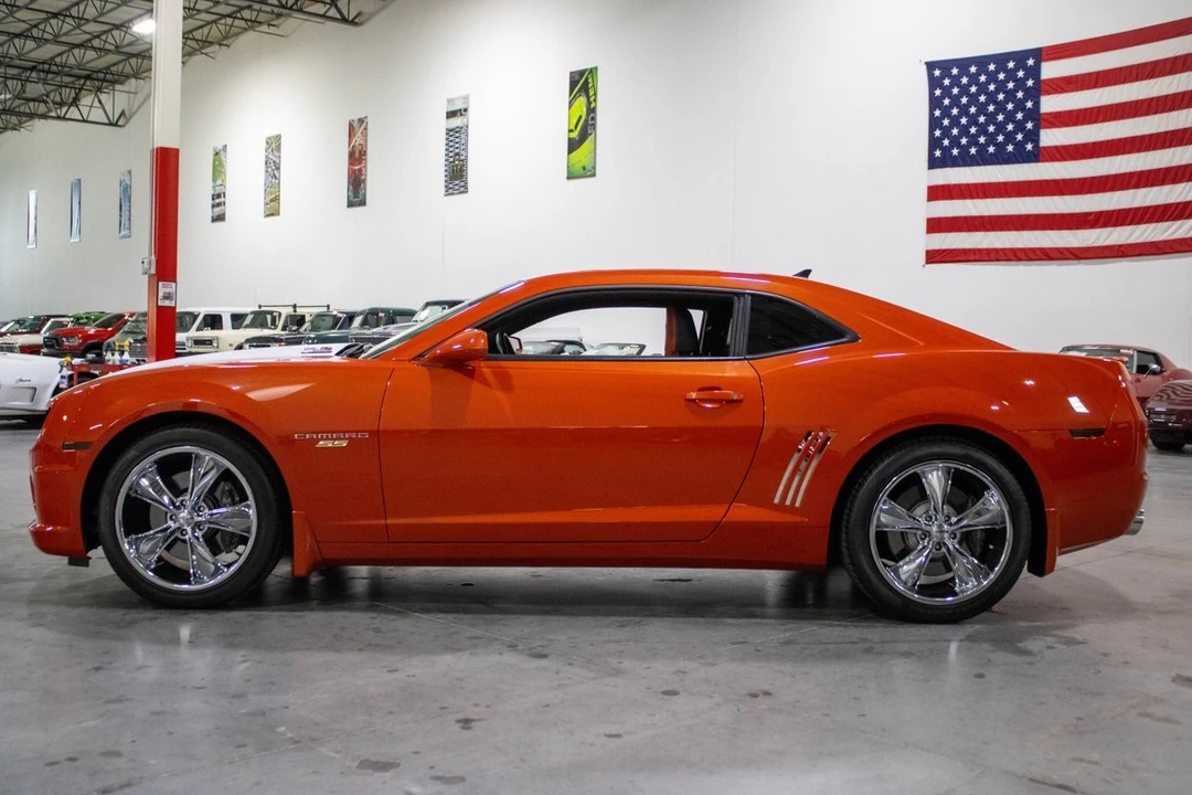 2010 Chevrolet Camaro SS 5th Gen - Image 2 of 31