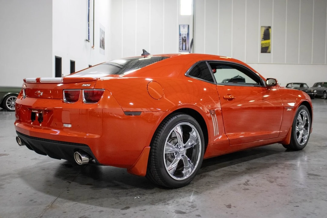 2010 Chevrolet Camaro SS 5th Gen - Image 5 of 31