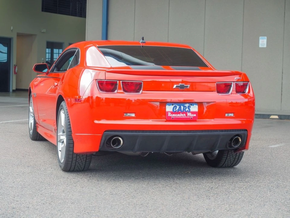 2010 Chevrolet Camaro SS 5th Gen - Image 9 of 31