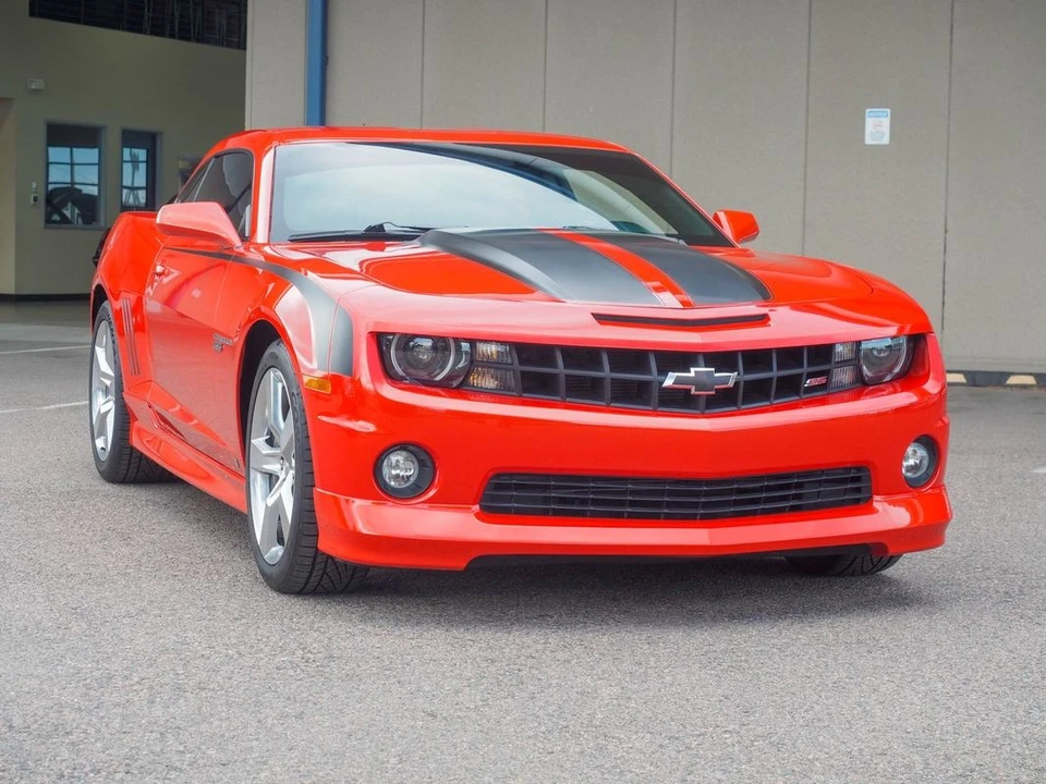 2010 Chevrolet Camaro SS 5th Gen - Image 8 of 31