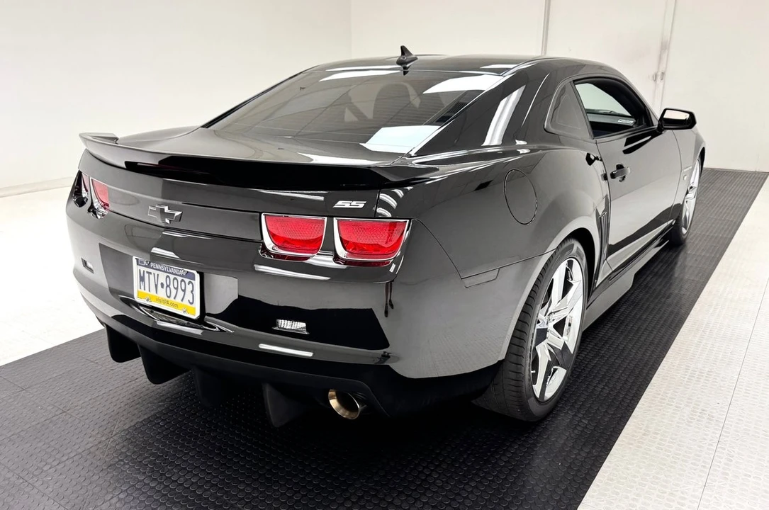 2010 Chevrolet Camaro SS 5th Gen - Image 5 of 31