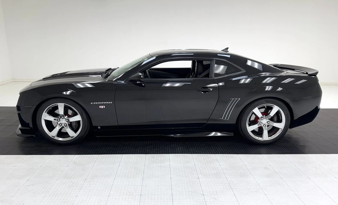 2010 Chevrolet Camaro SS 5th Gen - Image 2 of 31