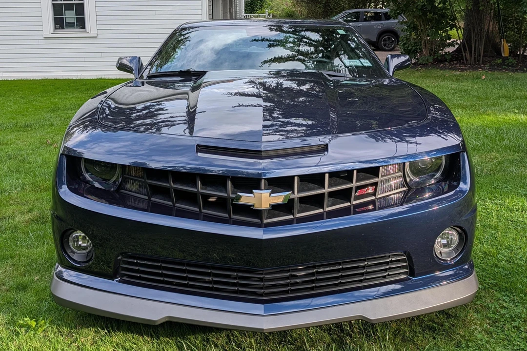 2010 Chevrolet Camaro SS 5th Gen - Image 2 of 31
