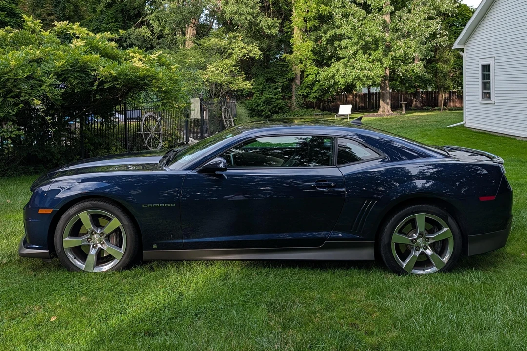 2010 Chevrolet Camaro SS 5th Gen - Image 3 of 31